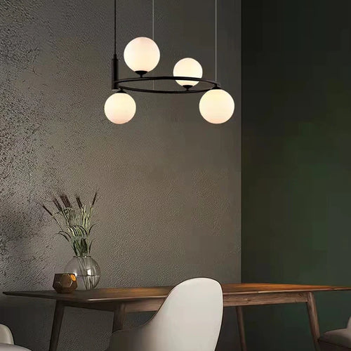 Lustre nordique en verre blanc