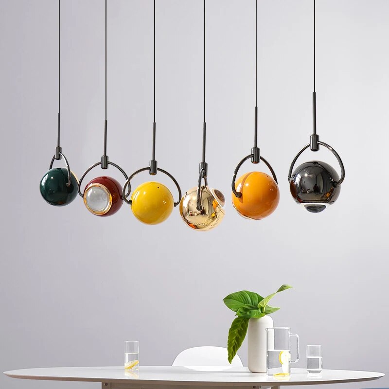 Suspension design boule accrochée LED - vue 3 sur 11