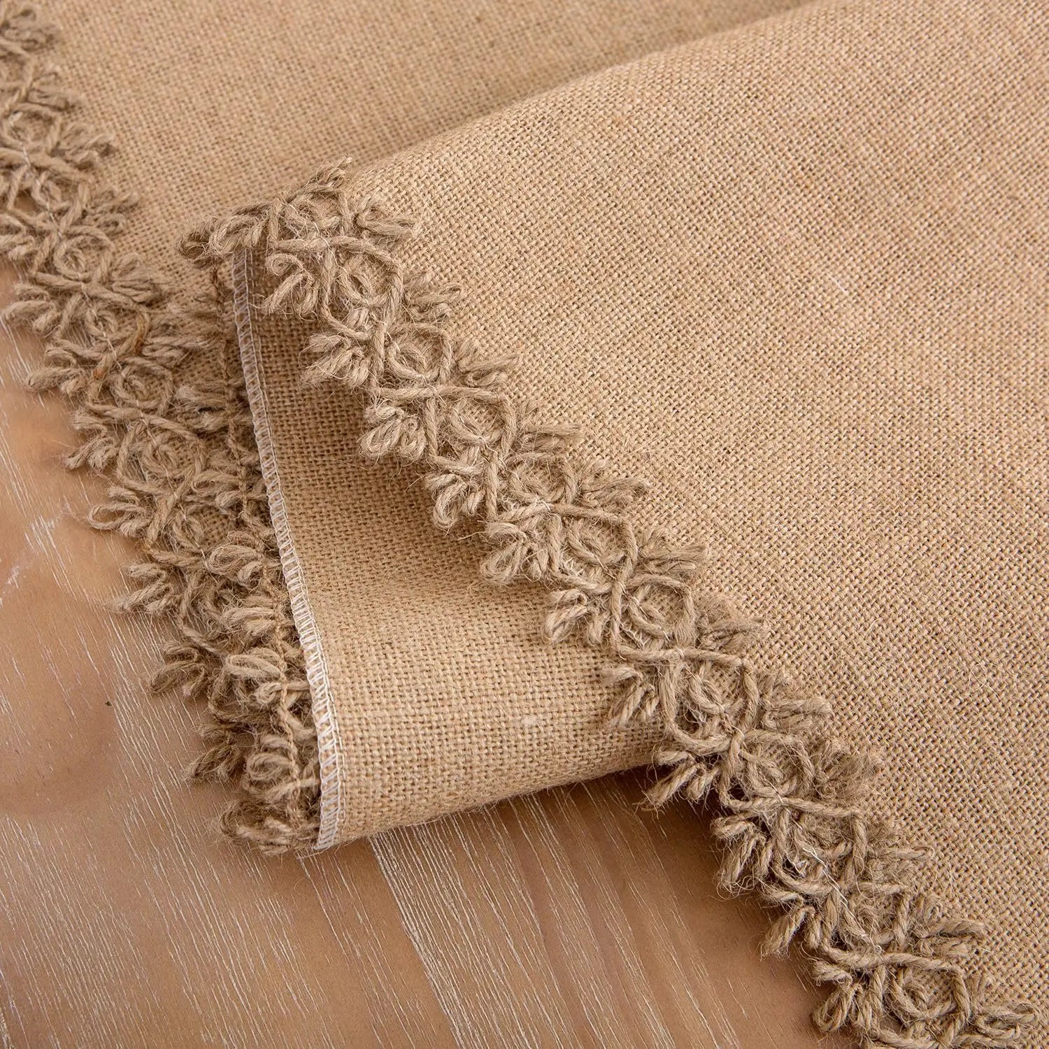 Chemin de table style champetre dentelle rustique mariage - vue 2 sur 6