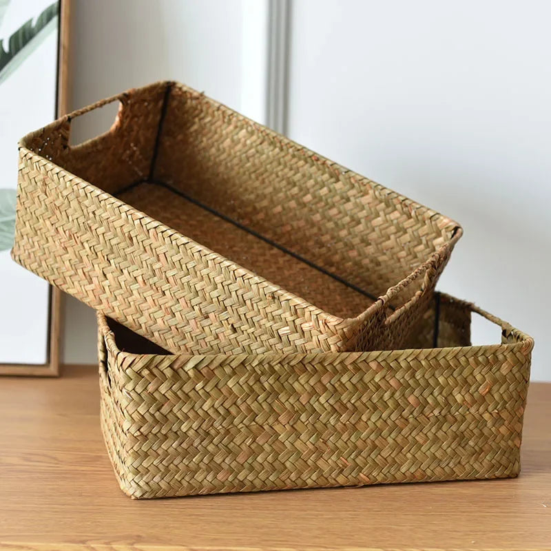 grand panier en jonc de mer tissé pour rangement et décoration - vue 4 sur 10