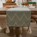 Chemin de table jacquard géométrique beige à pompons
