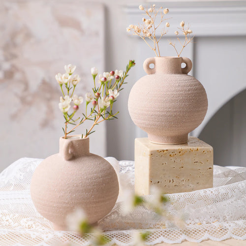 vase en céramique mat pour décoration minimaliste et créative