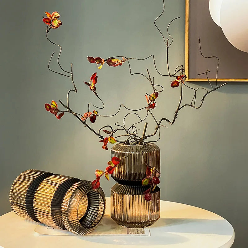 vase en verre rayé pour arrangement floral élégant - vue 6 sur 9