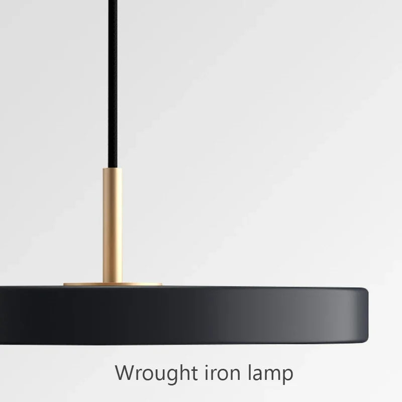 Suspension LED moderne avec disque d'étude