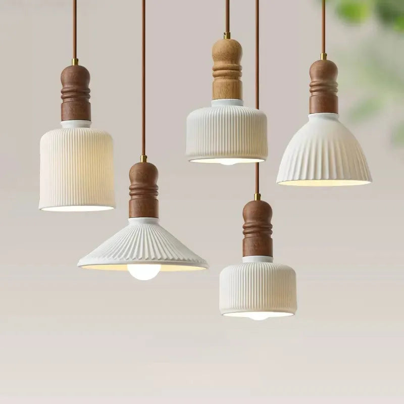 Suspension LED style nordique en bois massif et céramique - vue 2 sur 14