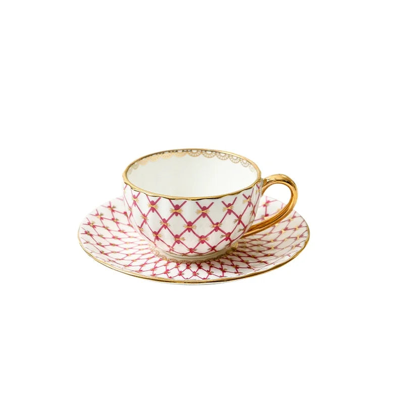 Tasse café porcelaine style nordique anse dorée
