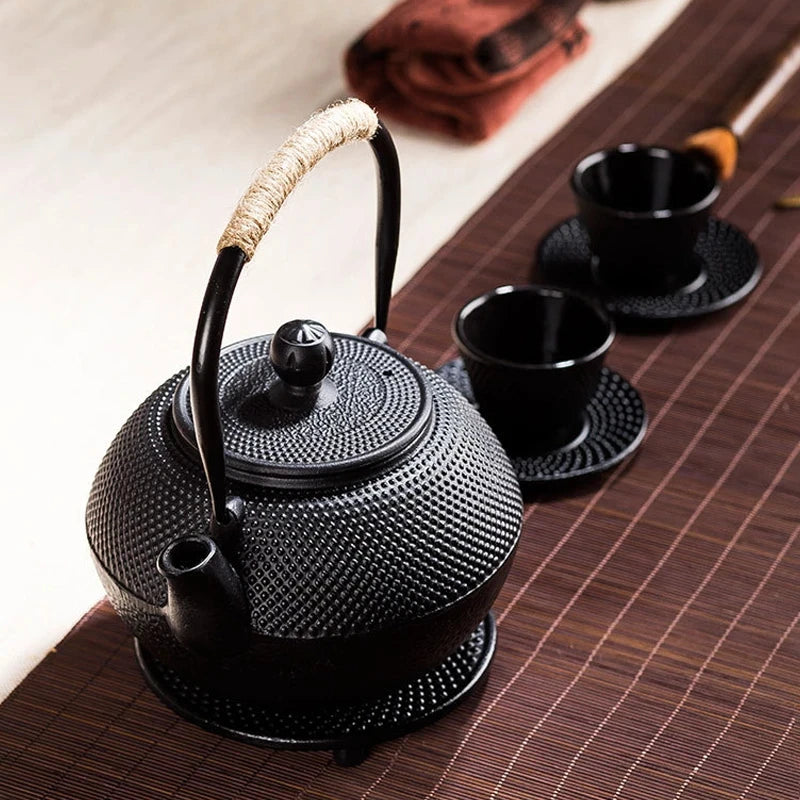 Théière japonaise en fonte avec infuseur inox intégré - vue 5 sur 9
