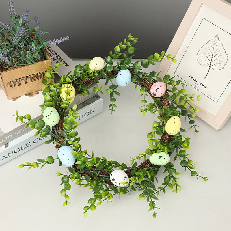 couronne décorative de Pâques avec lapin et œufs suspendus - vue 6 sur 12