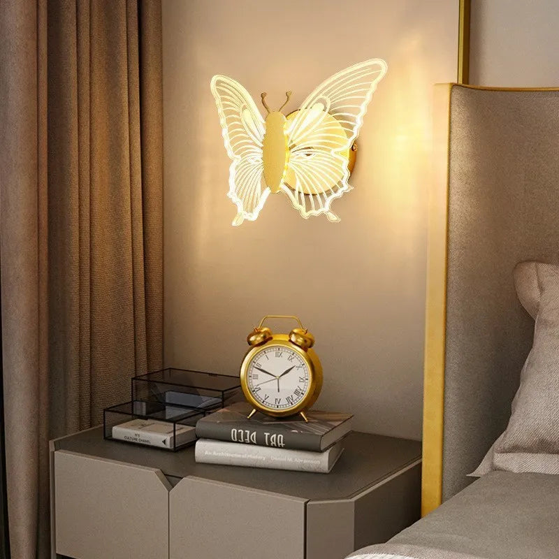 applique murale led acrylique noir en forme de papillon - vue 4 sur 10