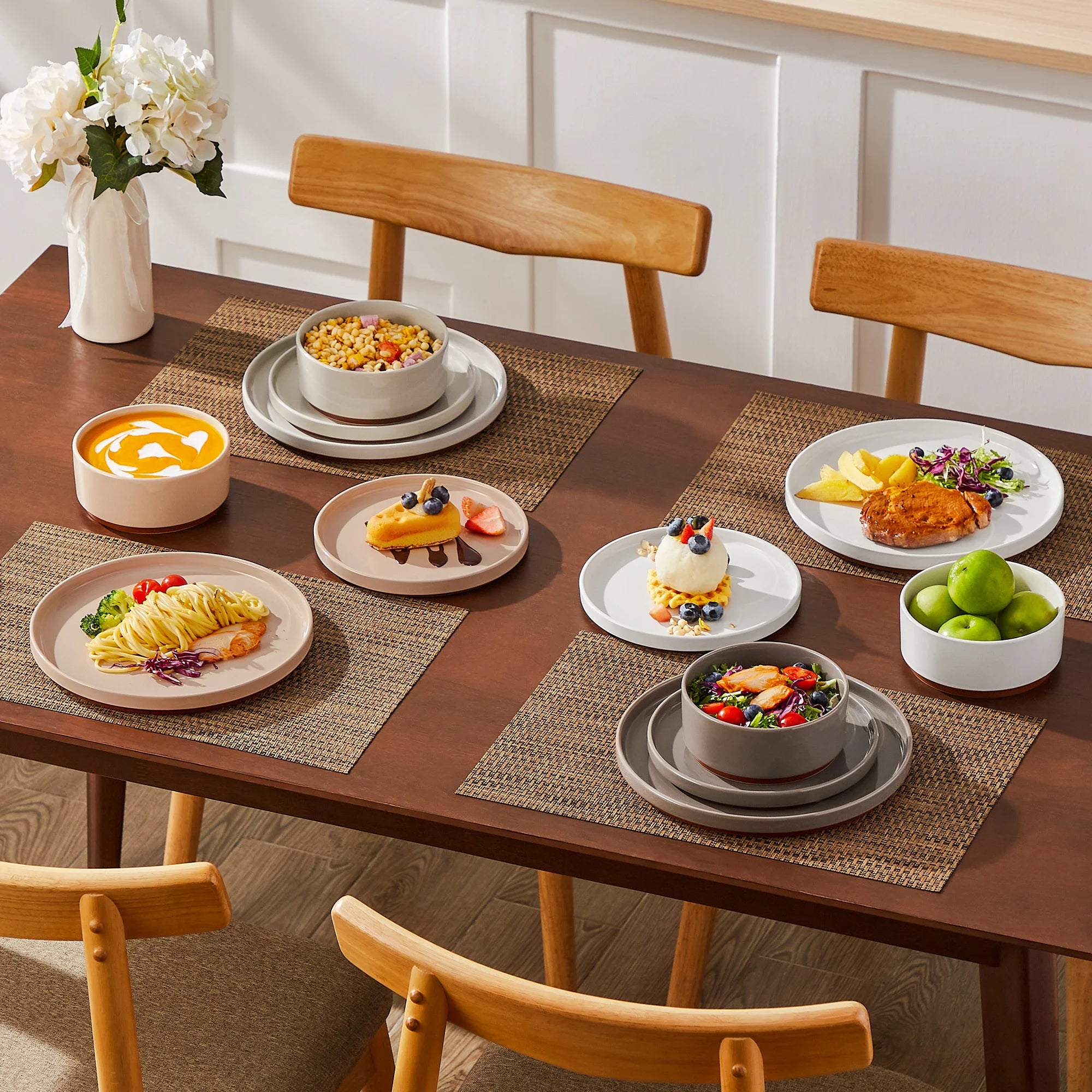 Service de table porcelaine assiettes bols bord relevé - vue 6 sur 7