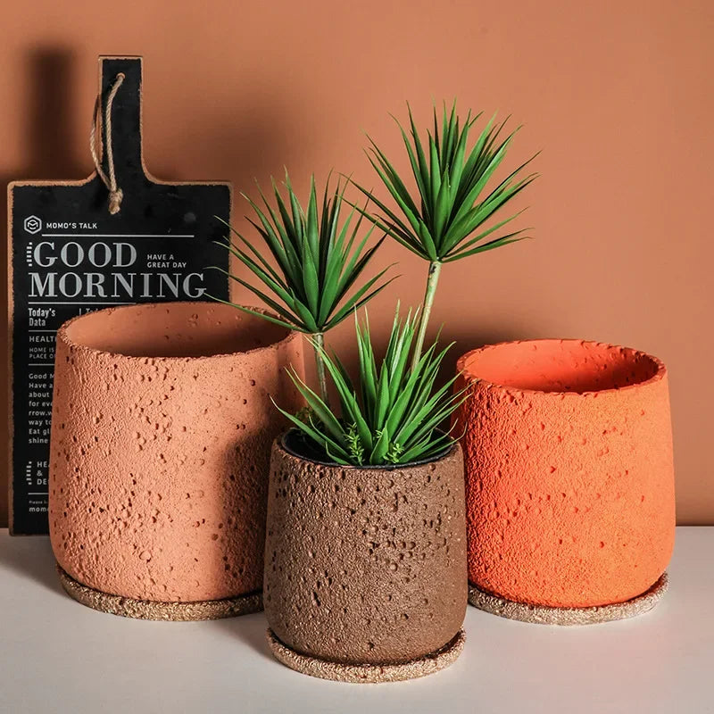 pot de fleurs en ciment style nordique avec plateau décoratif - vue 4 sur 19