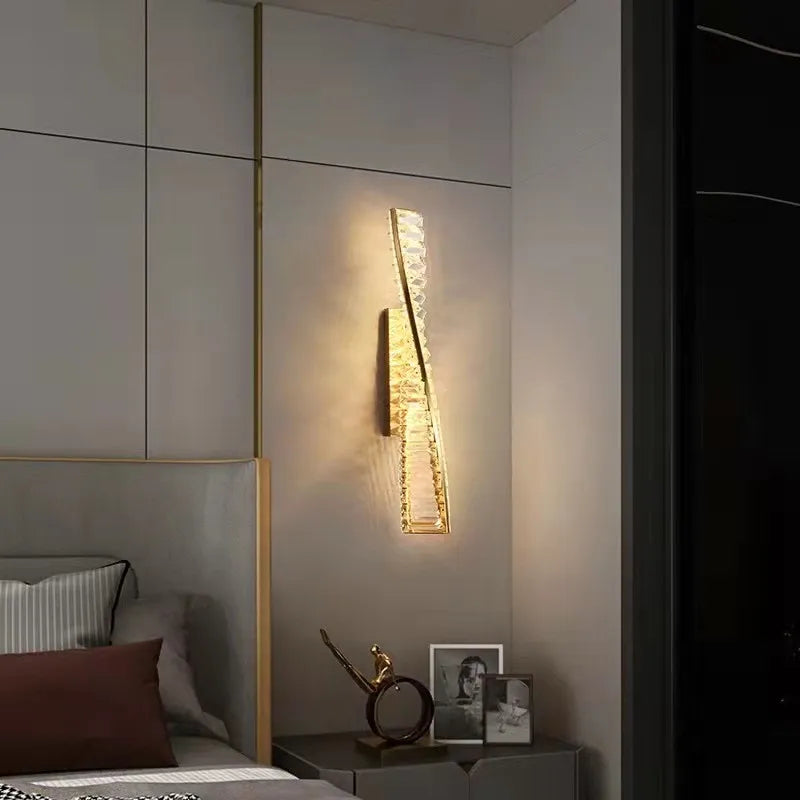 Applique murale design en cristal torsadé - vue 4 sur 13