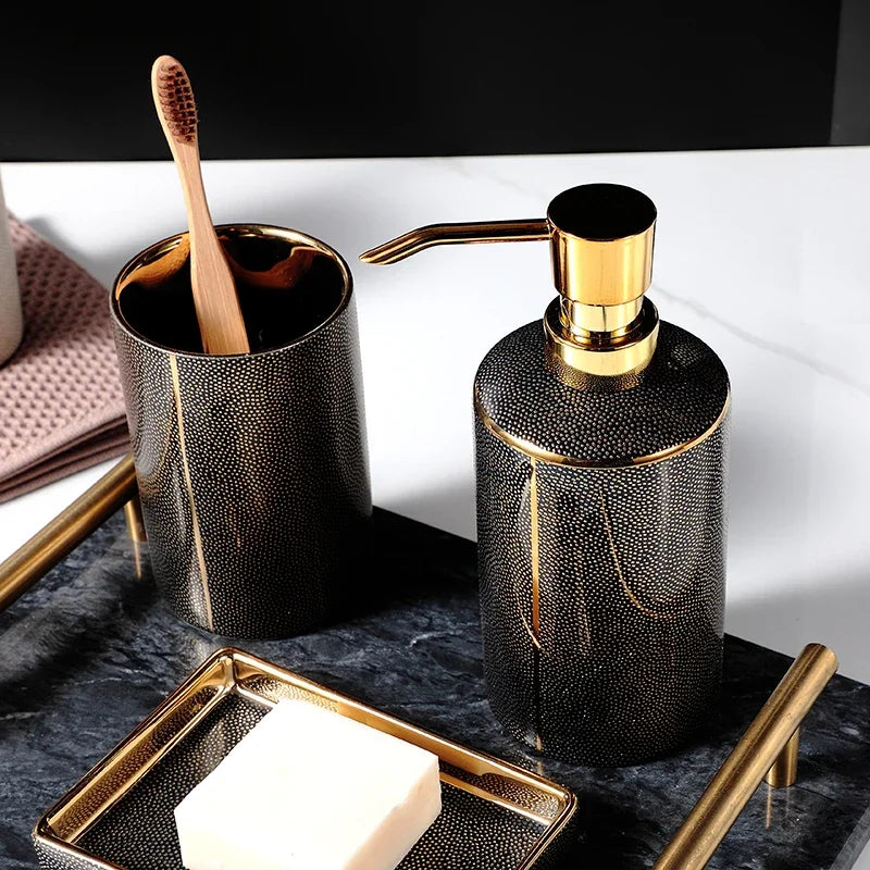 distributeur de savon en céramique et accessoires de salle de bain dorés - vue 4 sur 10