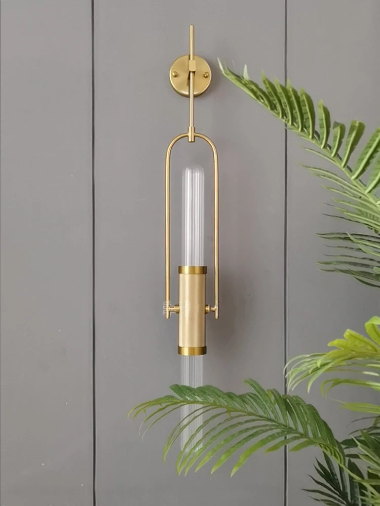 applique murale art déco en verre et métal doré design élégant pour intérieur - vue 6 sur 9