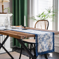 Chemin de table bleu marine dentelle porcelaine campagne