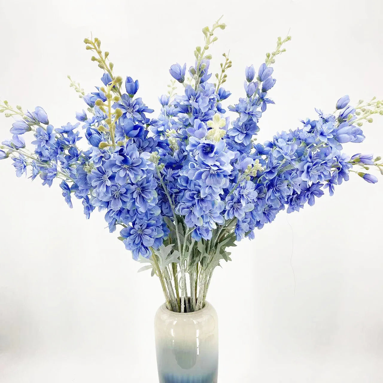 Fourchettes flocage avec fleurs artificielles pour décoration mariage hôtel