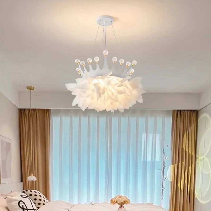 lustre romantique en cristal pour une décoration moderne
