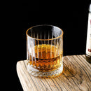 Verre transparent rainuré style bar vin bière