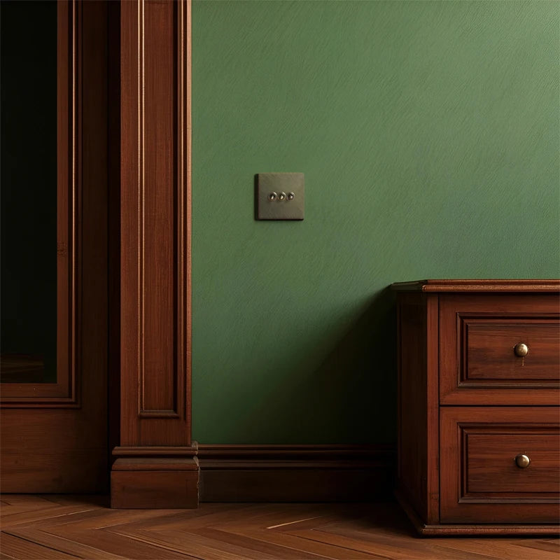 Prise électrique double (Europe) en acier bronze vieilli bords arrondis