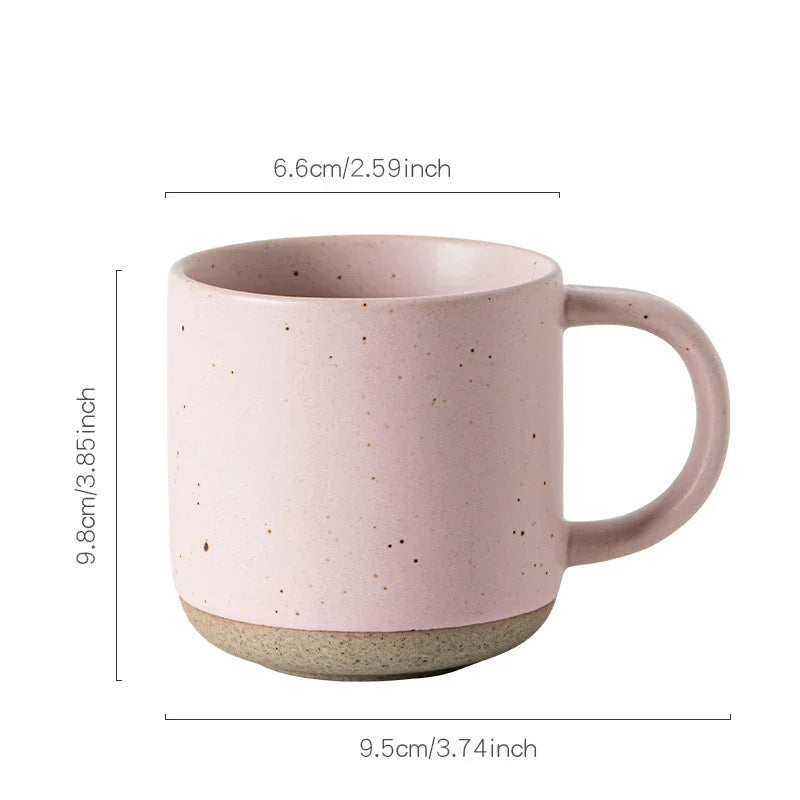 Mug cafe ceramique mouchetee style retro petit format