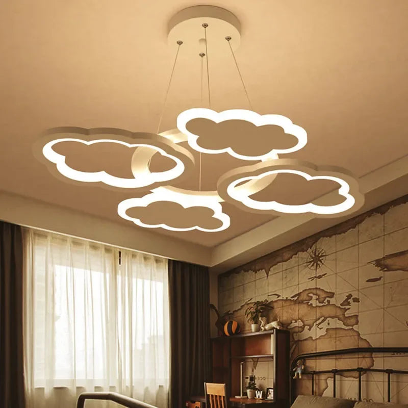 Plafonnier LED suspendu en forme de nuage