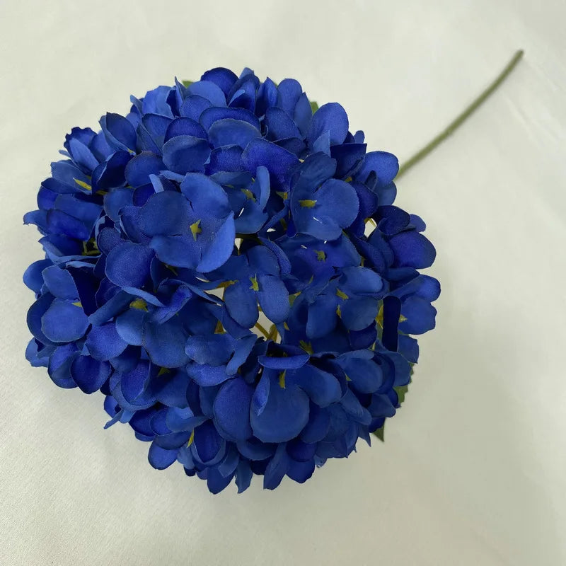 bouquet d'hortensias artificiels en soie pour décoration d'événements - vue 14 sur 19