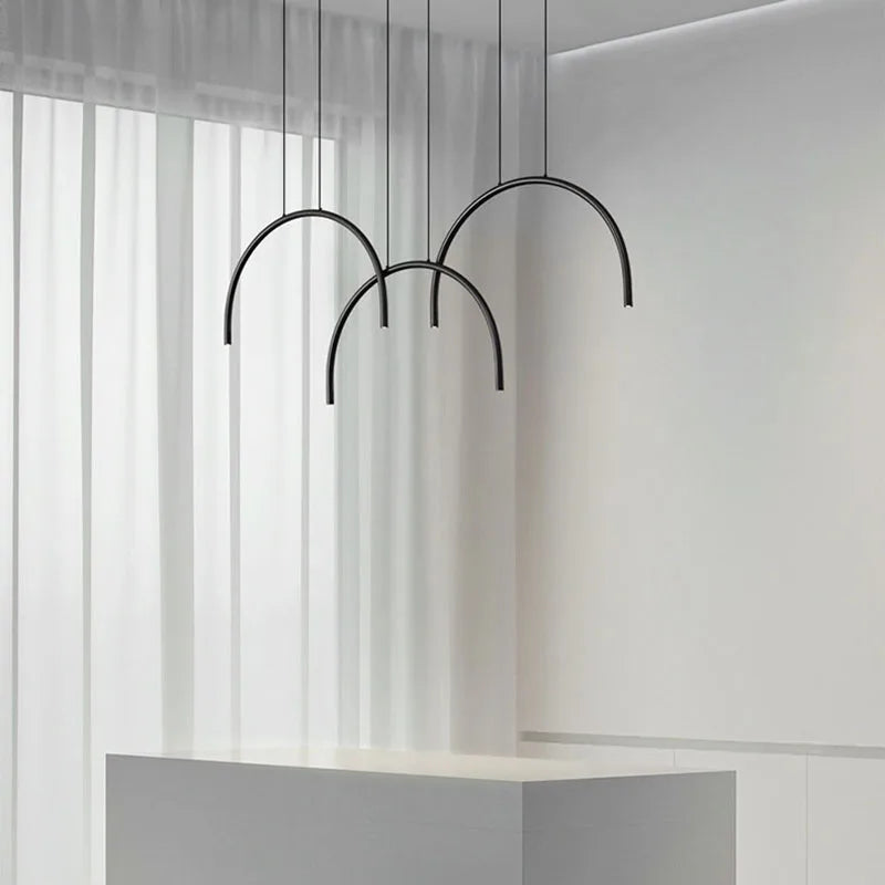 lampe suspendue moderne en laiton noir doré avec leds réglables - vue 6 sur 7