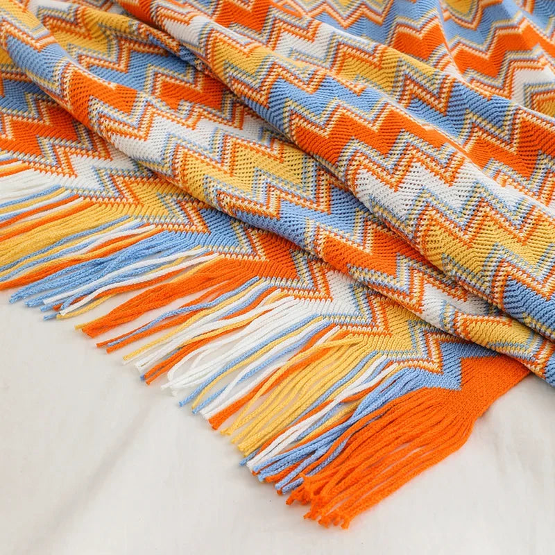 Plaid bohème tricoté à pompons pour canapé lit - vue 4 sur 6