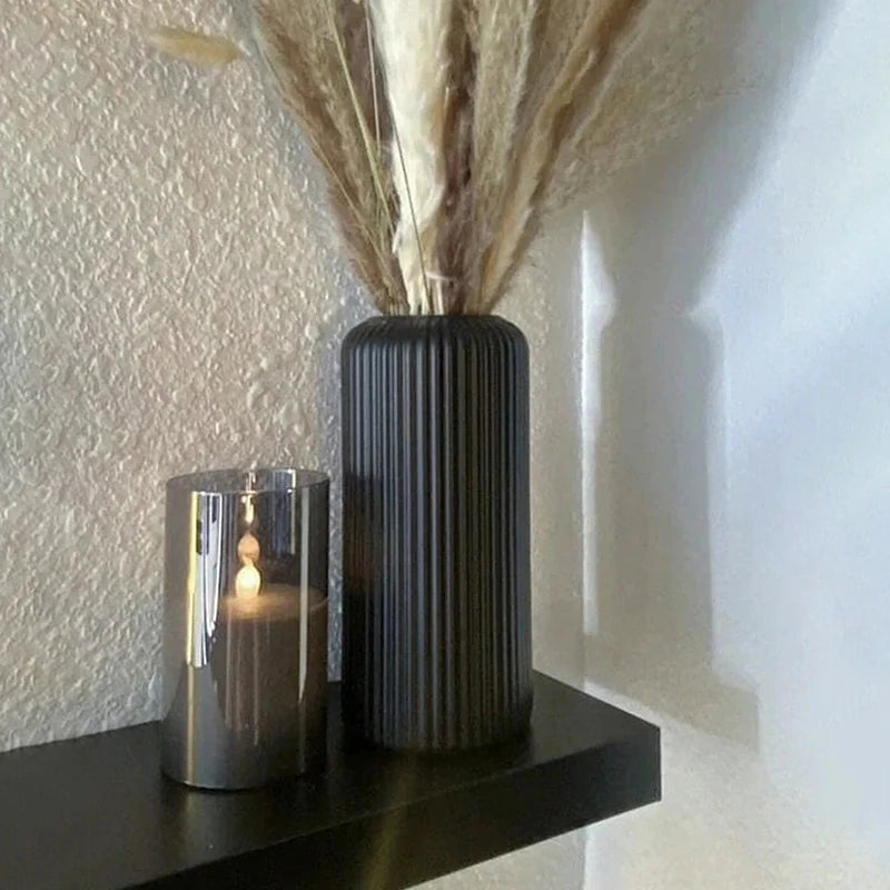 vase en plastique rayé pour arrangement floral décoratif - vue 7 sur 8