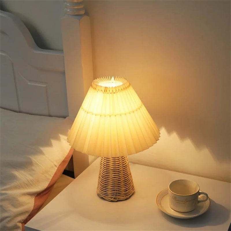 lampe de table plissée
