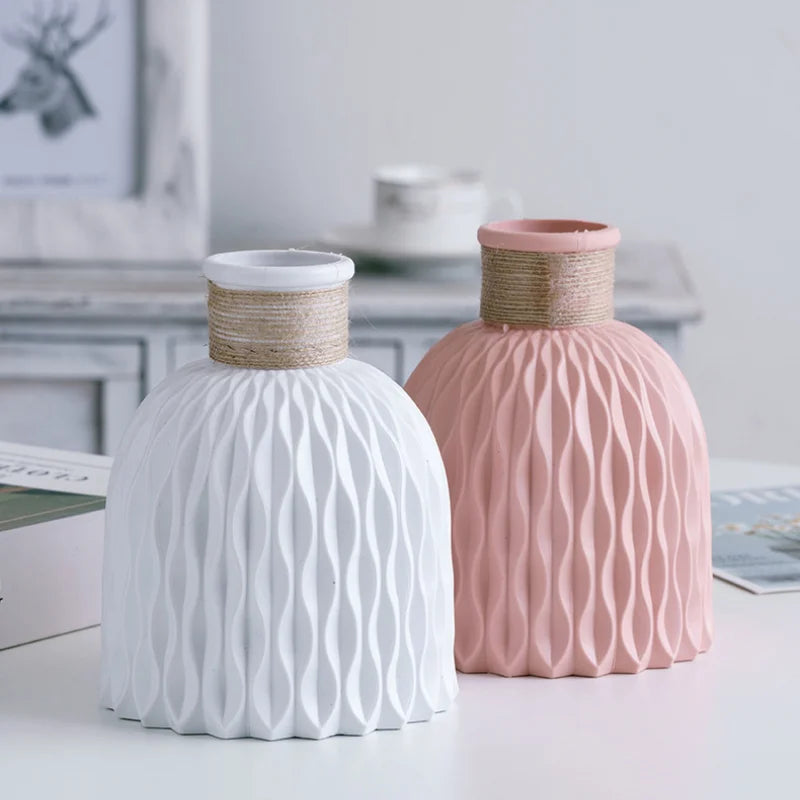 vase moderne en plastique pour décoration florale nordique - vue 6 sur 26