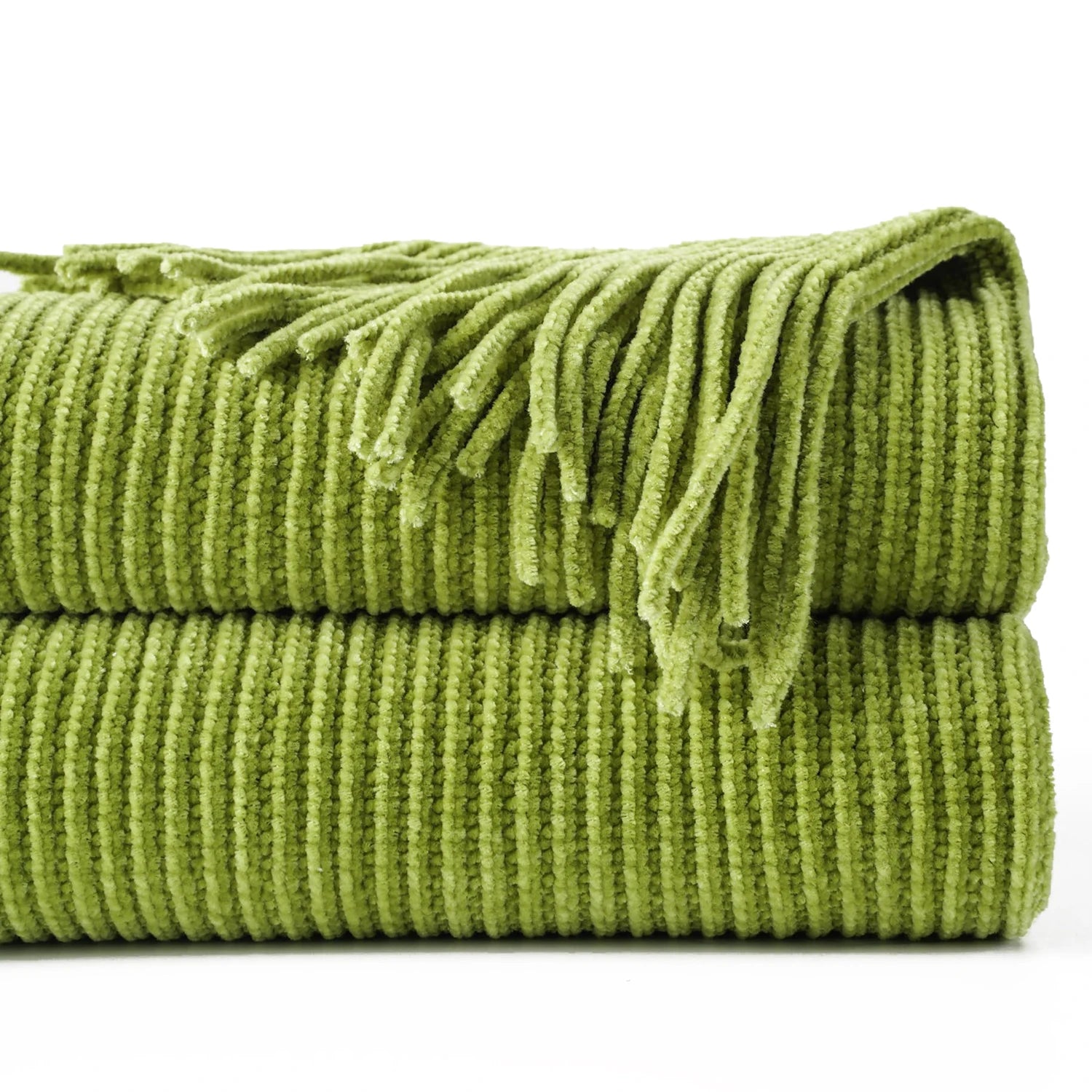 plaid maille chenille à pompons motif carreaux decoratif