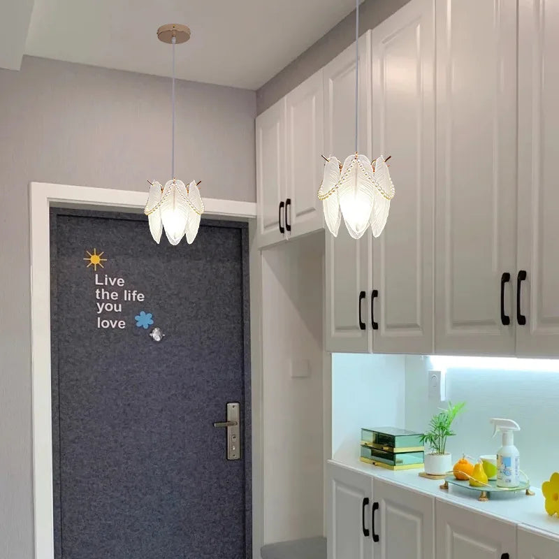 Suspension moderne simple led atmosphère chaleureuse