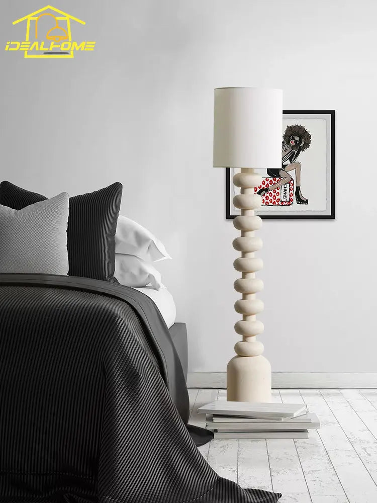 lampadaire design vintage en résine wabi-sabi pour intérieur moderne - vue 4 sur 6