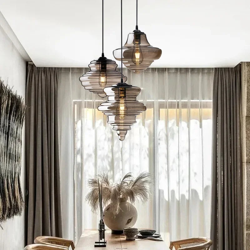 lustre nordique en verre pour un éclairage décoratif élégant