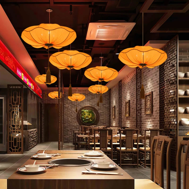 Suspension Lanterne chinoise suspendue en tissu fait à la main