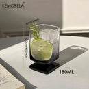 Verre cocktail carré design dégradé pour whisky jus