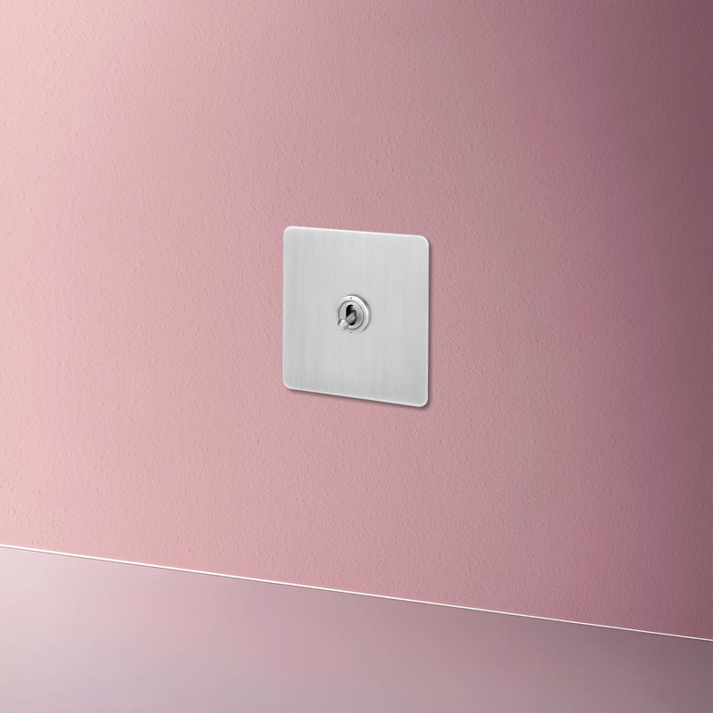 Interrupteur quadruple 4 voies en acier gris clair brossé bords arrondis