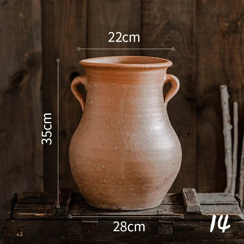 jardinières en poterie rustiques pour décoration intérieure et extérieure