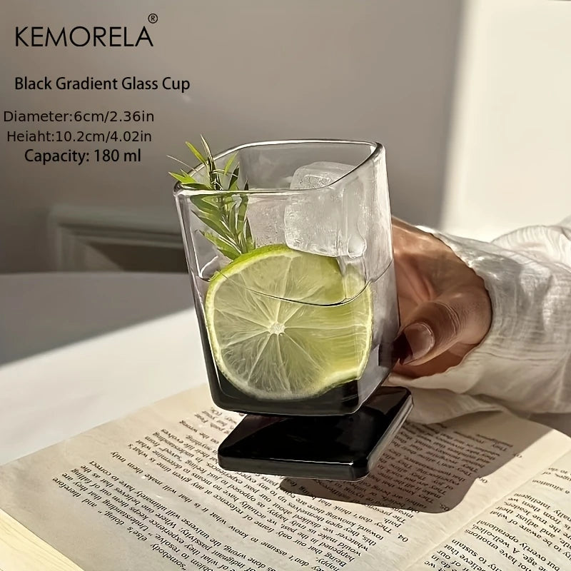 Verre cocktail carré design dégradé pour whisky jus