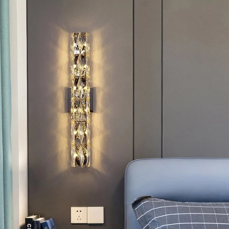Applique murale en cristal de styliste moderne - vue 6 sur 14
