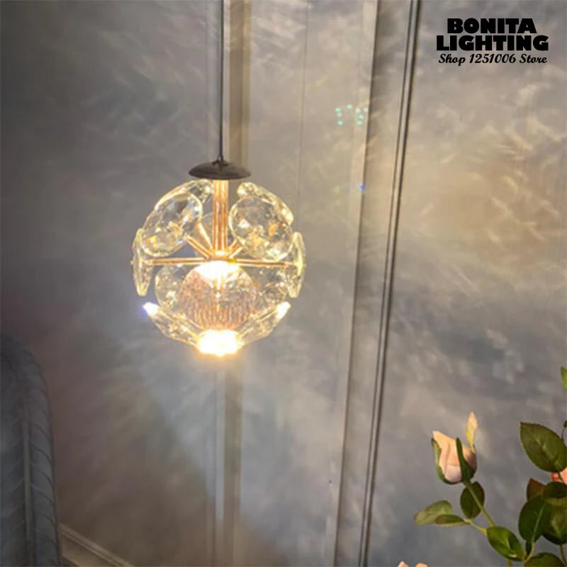 suspension moderne de luxe avec design en diamant lumineux - vue 4 sur 9