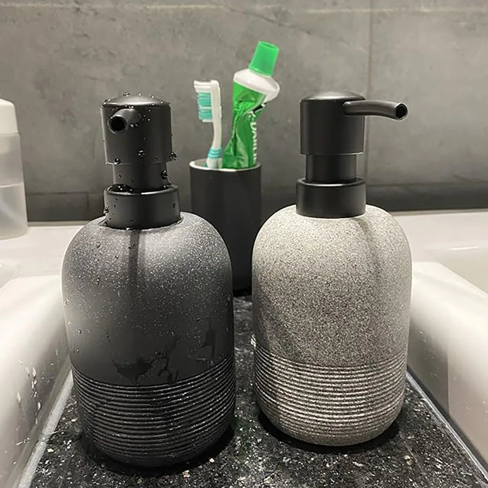 bouteilles rechargeables pour savon et désinfectant à pression - vue 6 sur 9