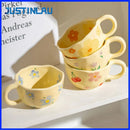 Mug ceramique artisanal motif fleurs forme irreguliere 300ml