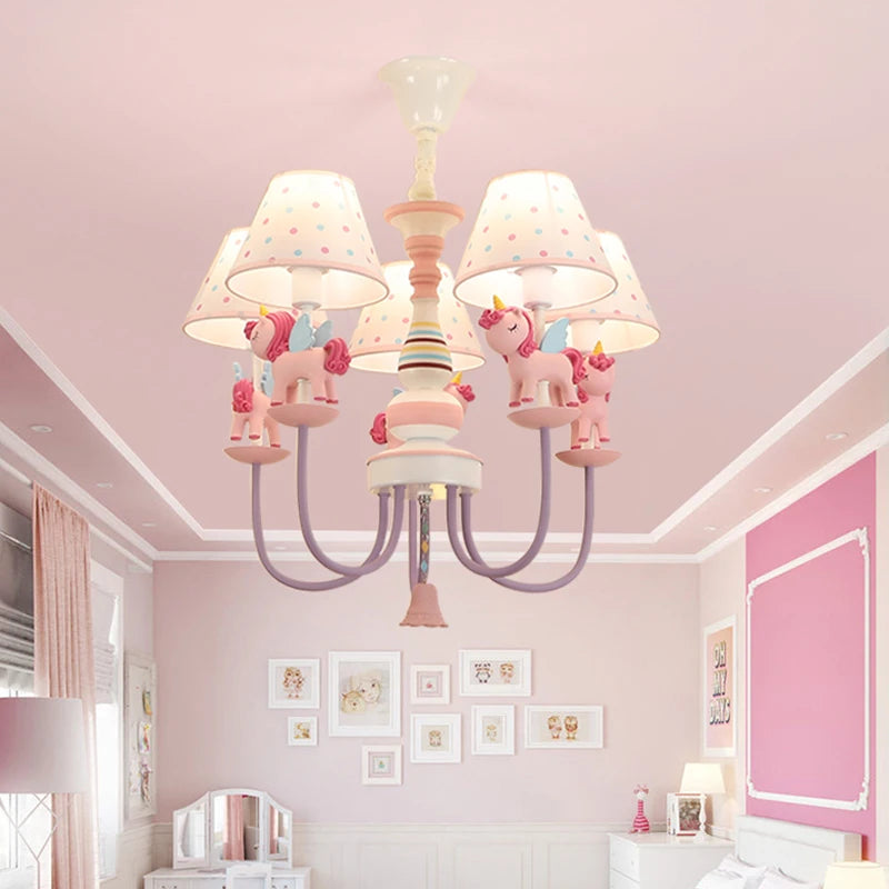 Lustre romantique en tissu et résine pour enfant