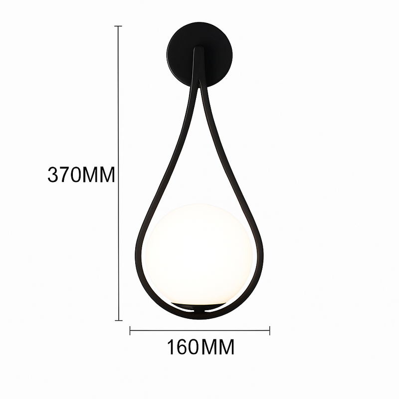 Applique murale design à LED dorée avec boule en verre blanc Shadow