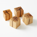 applique-murale-en-bois-massif-et-r-sine-fait-main-led-4.png