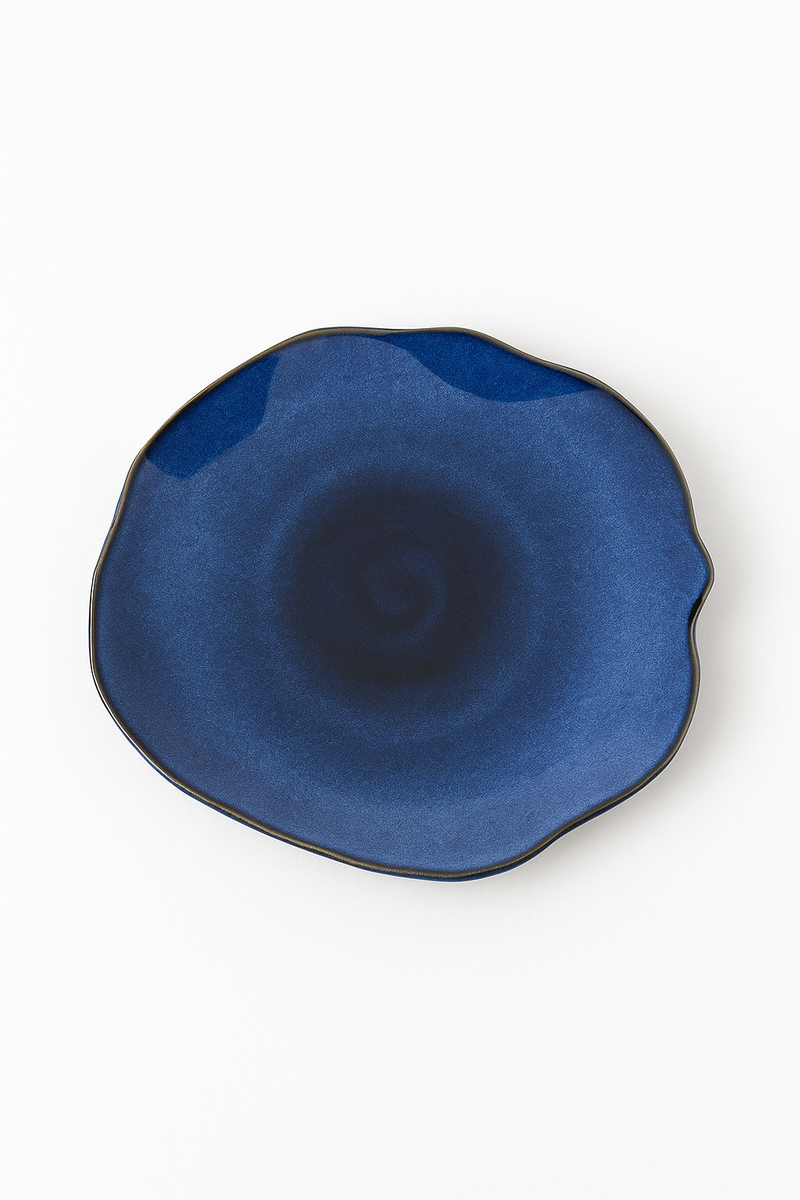 assiette plate ceramique japonaise forme coquille irreguliere