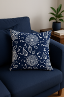 coussin géométrique bleu marine pour décoration intérieure