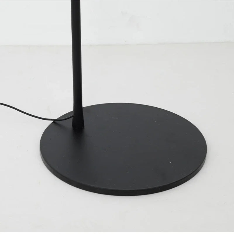 lampadaire-design-style-italien-3.png